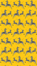 Cargar imagen en el visor de la galería, Empapelado Zebras Amarillo